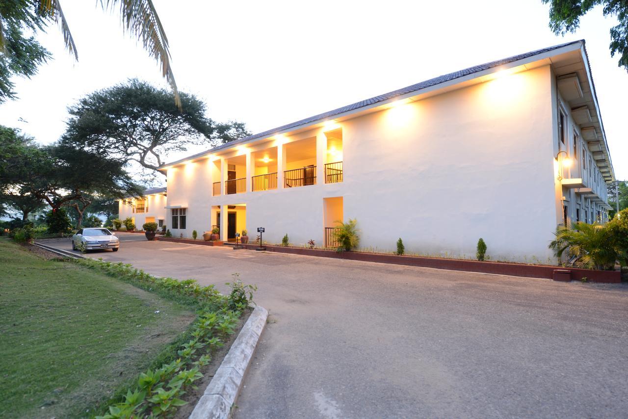 Sakura Inn Bagan Esterno foto